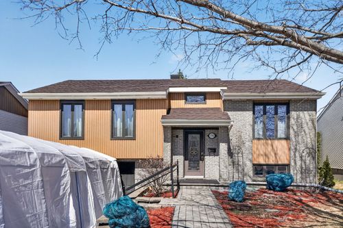 5792 Rue Thibault, Laval, QC, H7K2X9 | Card Image
