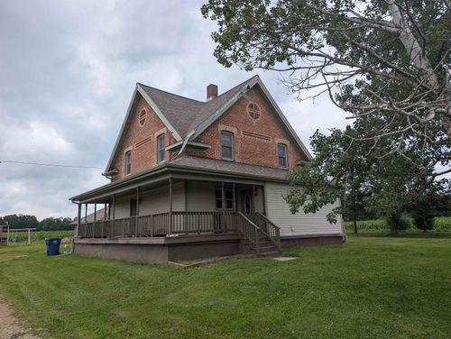 N10569 Sugar Bush Rd, Birnamwood, WI, 54414-8615 | Card Image