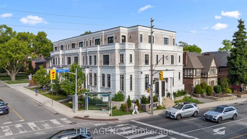 30 Hillhurst Blvd, Toronto, ON, M5N1N6 | Card Image