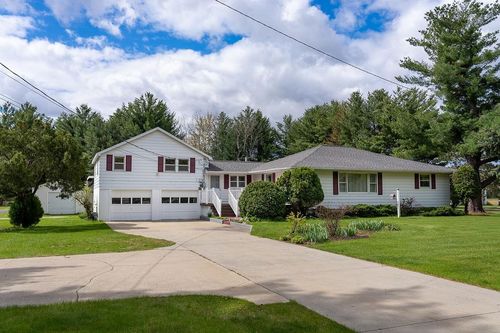 8824 E Pickard Rd, Mount Pleasant, MI, 48858-9461 | Card Image