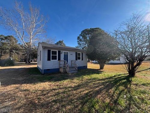 28495 Everett St, Newsoms, VA, 23874-2604 | Card Image