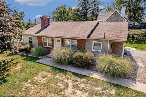 106 Warren Rd, Fairmont, WV, 26554-2035 | Card Image