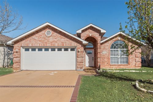 2608 Trent Trl, Fort Worth, TX, 76118-7703 | Card Image