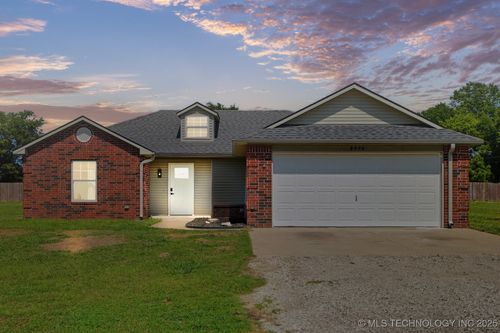 8995 Allsup Ave, Claremore, OK, 74019-6400 | Card Image