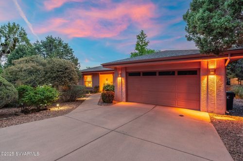 285 Page Pkwy, Sedona, AZ, 86336-5261 | Card Image