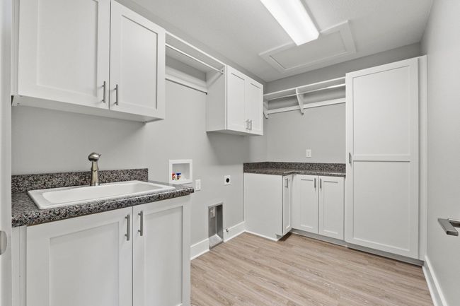 27 Lane 345 Crooked Lk, Condo with 3 bedrooms, 3 bathrooms and null parking in Angola IN | Image 16
