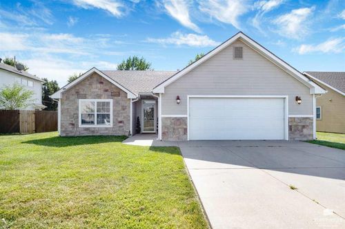2513 Brook Ln, Manhattan, KS, 66502-6618 | Card Image