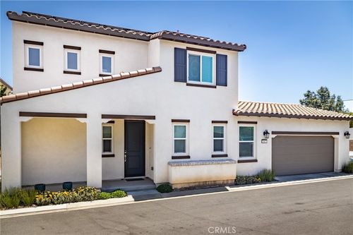 347 Carson Ct, Rialto, CA, 92376-6516 | Card Image