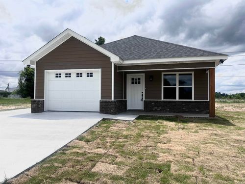 2708 Belair Dr S, Pine Bluff, AR, 71601 | Card Image