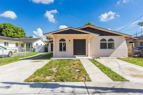 3545 Sw 13th Ter, Miami, FL, 33145-1011 | Card Image