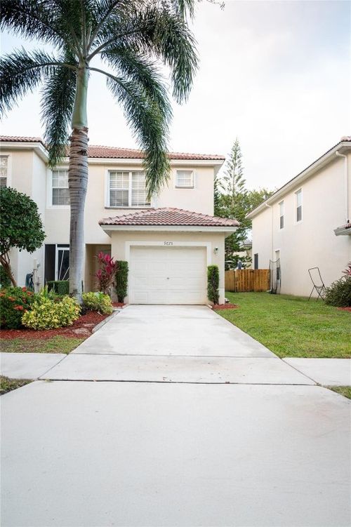 9675 Lago Dr, Boynton Beach, FL, 33472-2777 | Card Image