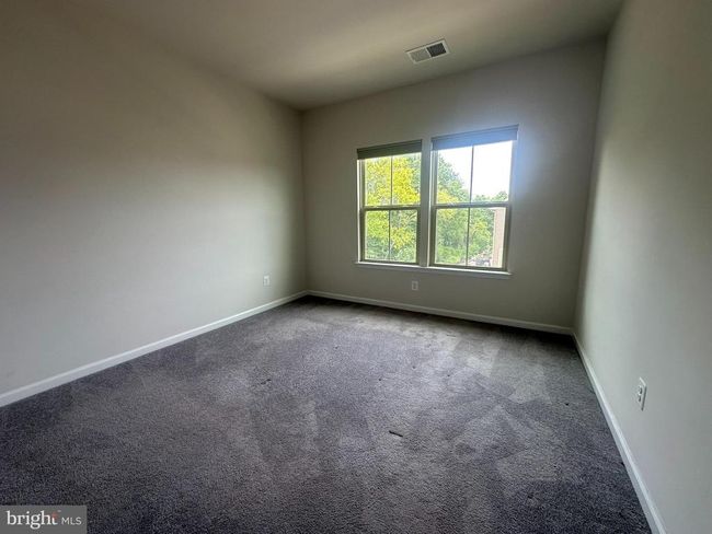 10402 Steeplechase Run Ln, Townhouse with 3 bedrooms, 4 bathrooms and null parking in MANASSAS VA | Image 17