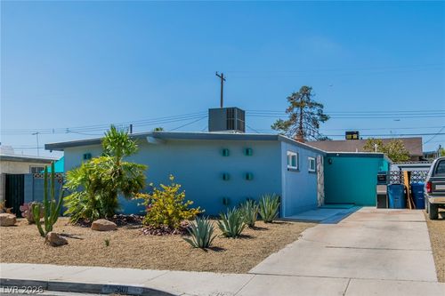 5101 Sun Valley Dr, Las Vegas, NV, 89122-6656 | Card Image