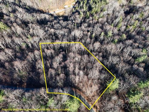 12-9999 Vacation Way, Millers Creek, NC, 28651 | Card Image