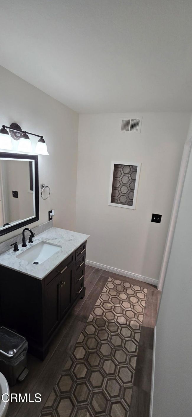 Briarglen:Bathroom | Image 6