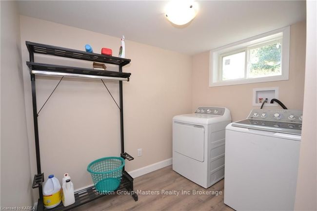 1038 Woodbine Rd, House other with 3 bedrooms, 3 bathrooms and 5 parking in Kingston ON | Image 24