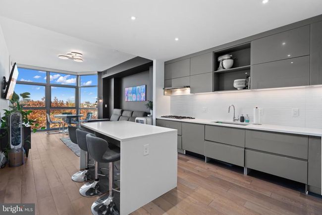 APT-504 - 810 O St, Condo with 2 bedrooms, 2 bathrooms and null parking in WASHINGTON DC | Image 7