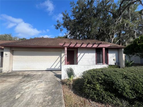 124 Clear Lake Cir, SANFORD, FL, 32773-5637 | Card Image