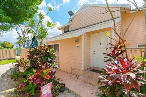 2169-2169 Champions Way, North Lauderdale, FL, 33068-5420 | Card Image