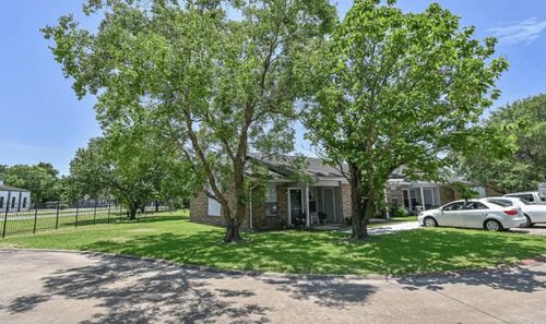 1800 Avenue H, Bay City, TX, 77414 | Card Image