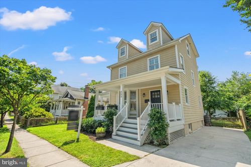 323 Clifford Ave, ALEXANDRIA, VA, 22305-2708 | Card Image