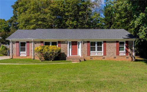 1606 Maple Ridge Ct, Greensboro, NC, 27455-9204 | Card Image