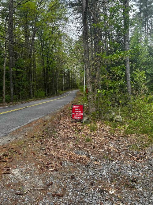 2 County Rd, Amherst, NH, 03031-2628 | Card Image