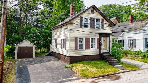 7 Lincoln St, Concord, NH, 03301-2404 | Card Image