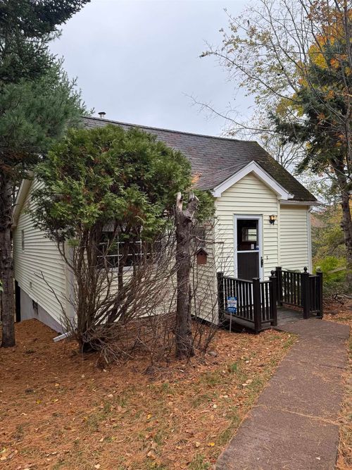 4512 Stellarton Trafalgar Rd, Hopewell, NS, B0K1C0 | Card Image