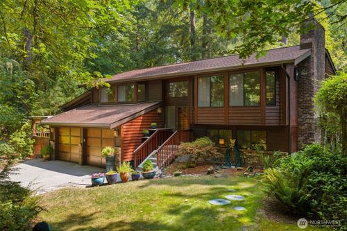 7918 Bright Ct Sw, Olympia, WA, 98512-7498 | Card Image