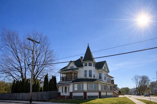 519 Chicopee St, Chicopee, MA, 01013-2157 | Card Image