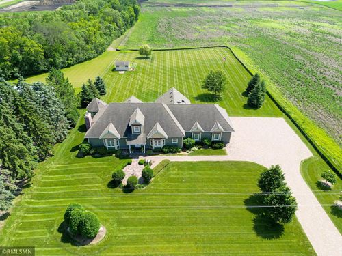 211 4th St W, Maple Lake, MN, 55358-2524 | Card Image