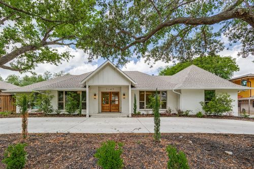 7147 Lakehurst Ave, Dallas, TX, 75230-5435 | Card Image