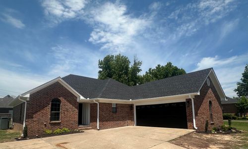 21 Crestwood Dr, Cabot, AR, 72023-2580 | Card Image