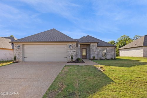 422 Fairway Blvd, Jackson, TN, 38305-8040 | Card Image