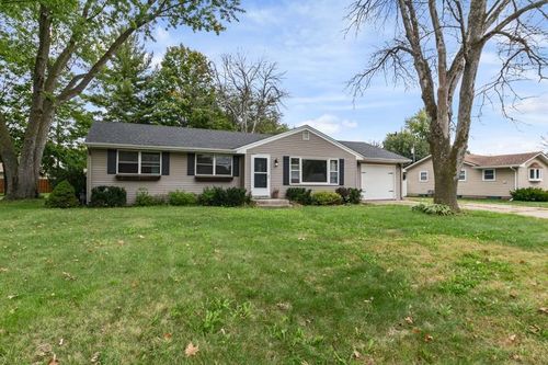 237 Motel Ave, Red Wing, MN, 55066-1421 | Card Image