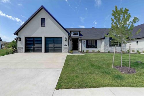 3912 W 85th St Street, Prairie Village, KS, 66206 | Card Image