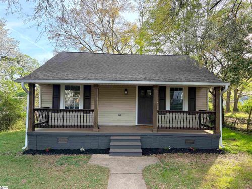9 Brooks Ave, Greenville, SC, 29617-7827 | Card Image