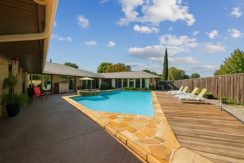 108 Circleview Dr S, Hurst, TX, 76054-3626 | Card Image