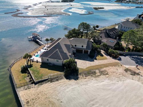 37 Lakeside Dr, Pensacola, FL, 32507-3407 | Card Image