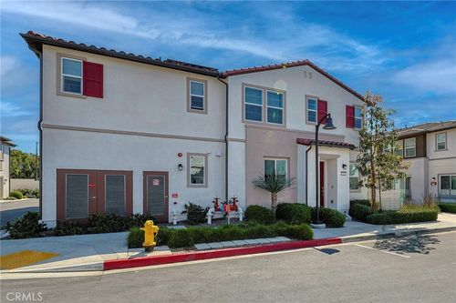 2556 Little Rock Ln, Simi Valley, CA, 93065-1355 | Card Image