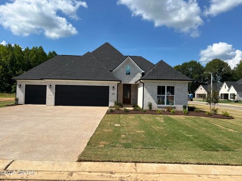 81 Rockford Dr, Jackson, TN, 38305-3288 | Card Image