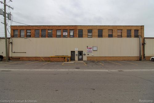4-building-a-14201 Prospect St, Dearborn, MI, 48126-3685 | Card Image
