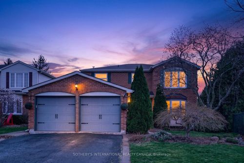 2163 Winding Way, Burlington, ON, L7M2Y2 | Card Image