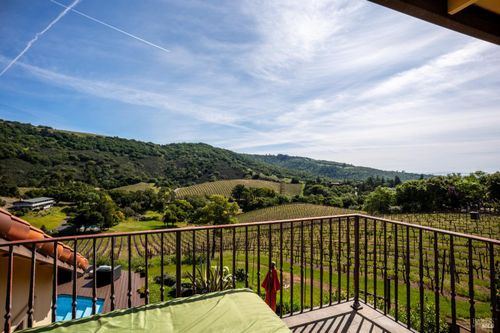 452 Chestnut Avenue, Sonoma, CA, 95476 | Card Image