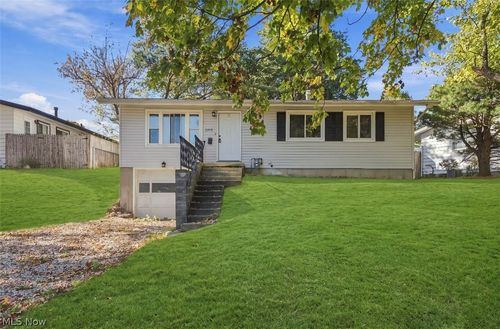 2205 Alden Avenue Nw, Massillon, OH, 44647 | Card Image