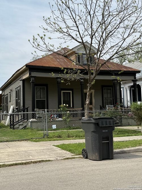 312 Leigh St, San Antonio, TX, 78210-1320 | Card Image