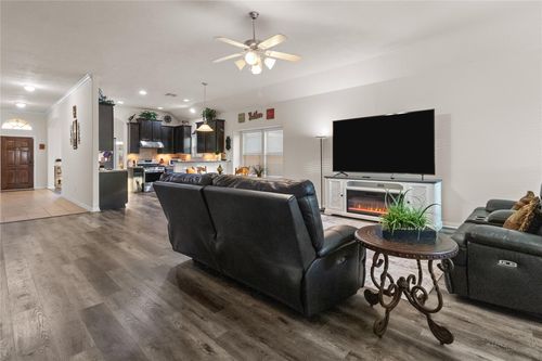 810 Sand Crab Ln, La Marque, TX, 77568-6646 | Card Image