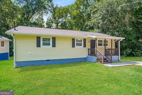 200 Dodd St, Fairburn, GA, 30213-1243 | Card Image