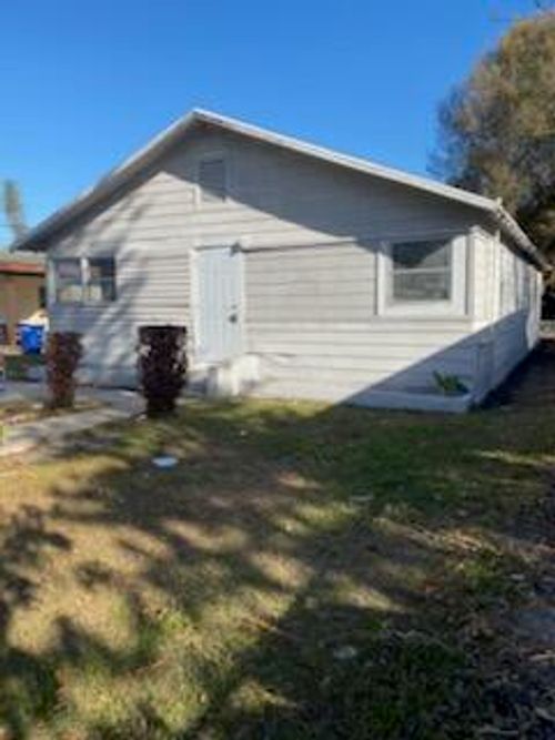 1102 Avenue G, Fort Pierce, FL, 34950 | Card Image